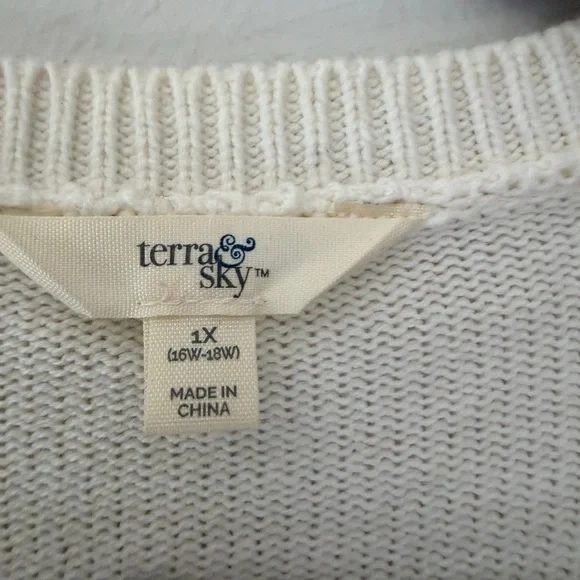 Terra & Sky Cream Crewneck Sweater with Pink Heart Accents - Picture 3 of 4